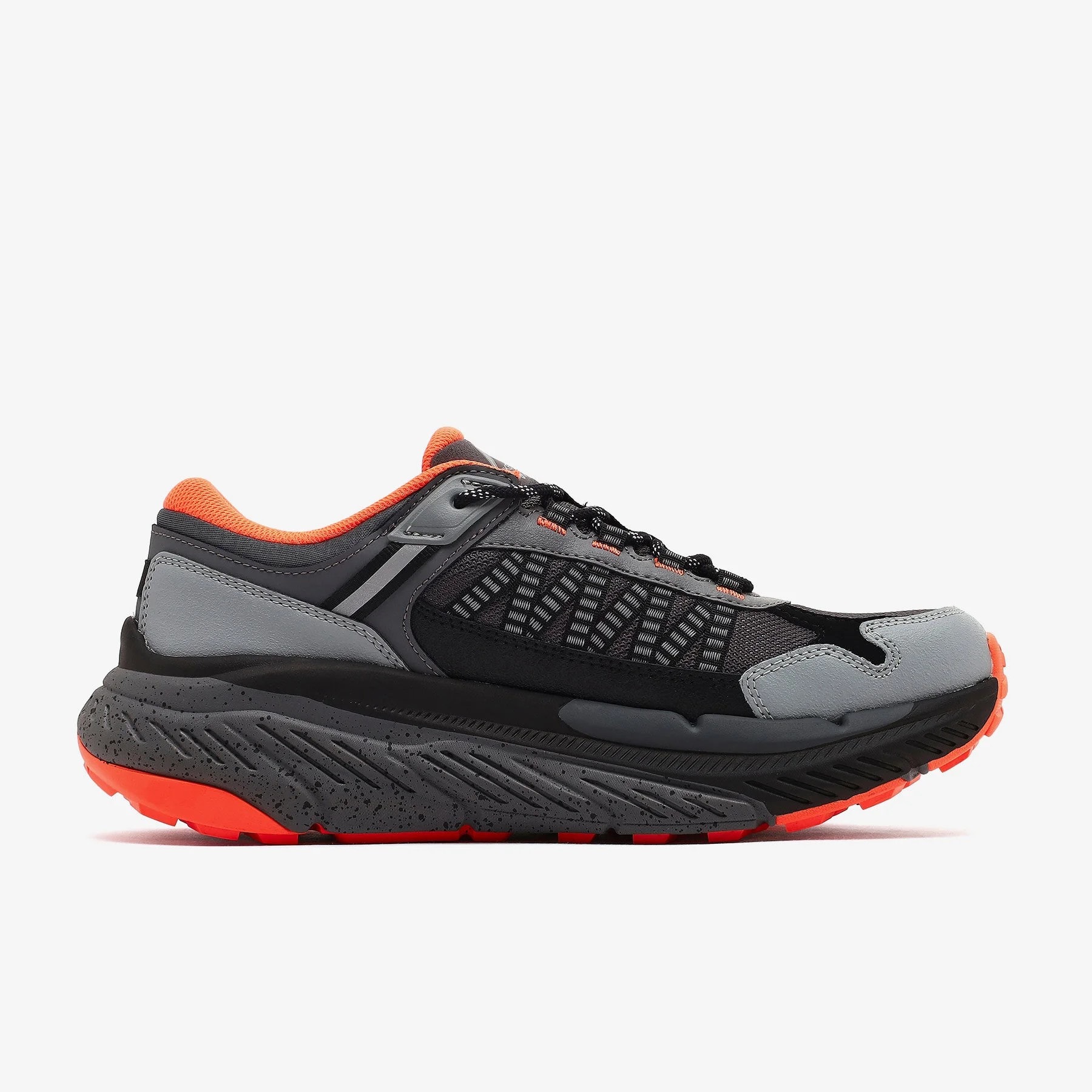 SKECHERS MAX CUSHIONING PREMIER TRAIL 2.0