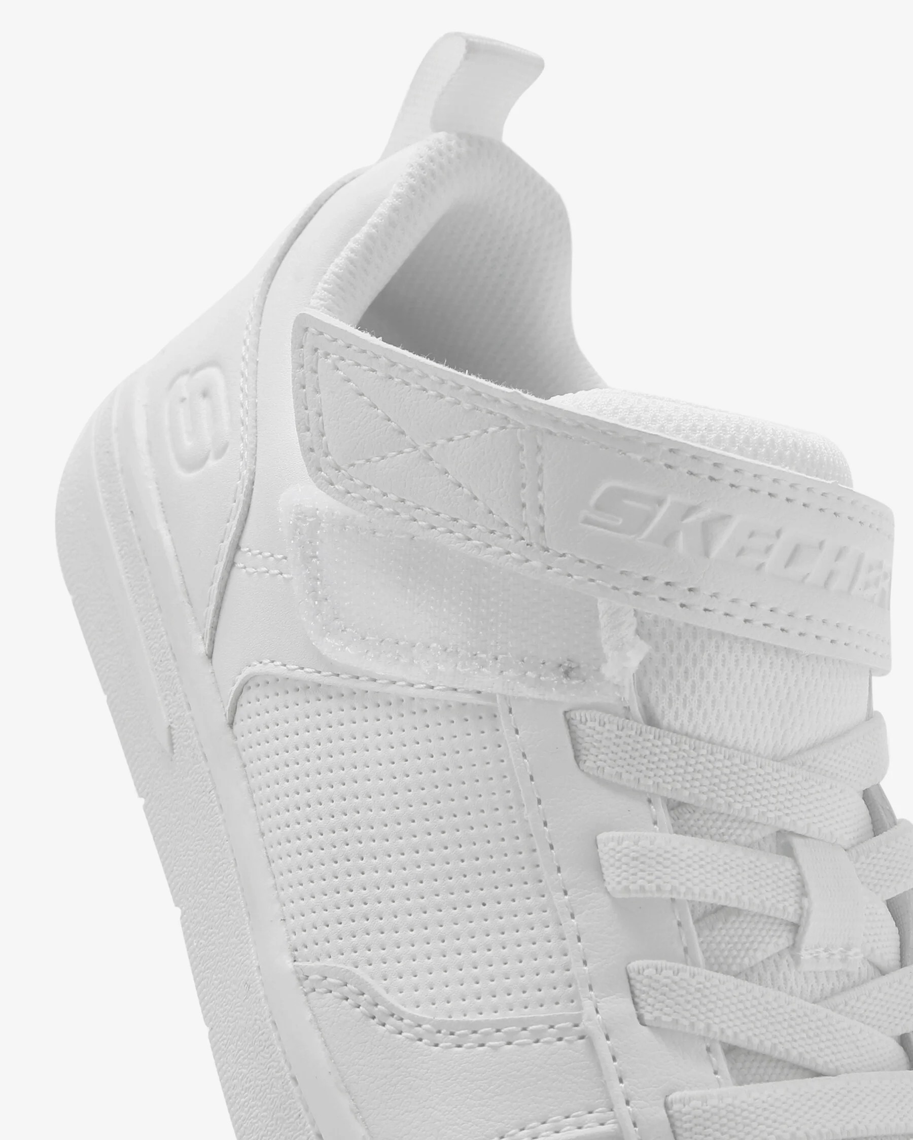 SKECHERS SMOOTH STREET
