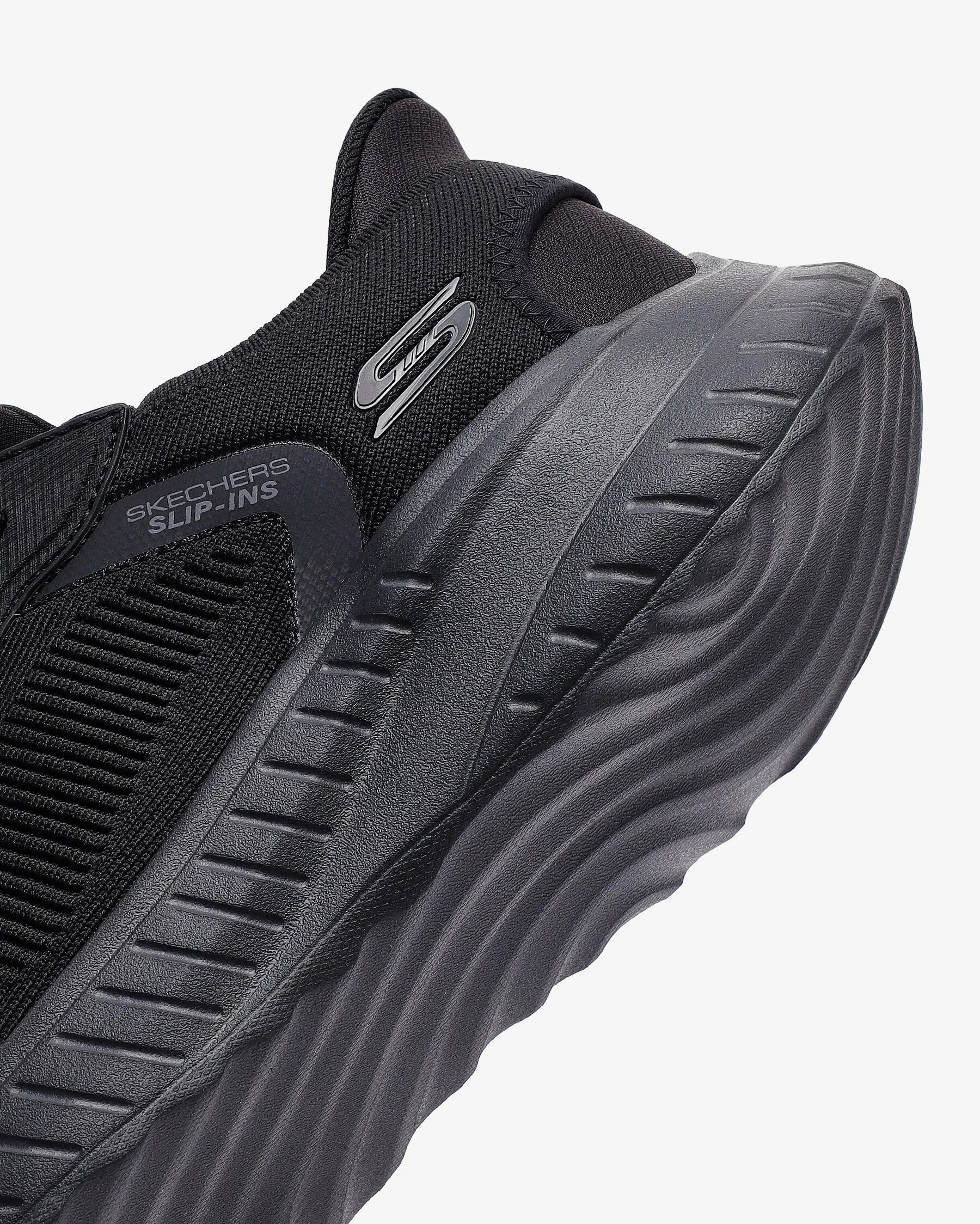 SKECHERS BOBS SQUAD CHAOS SOLID STEP