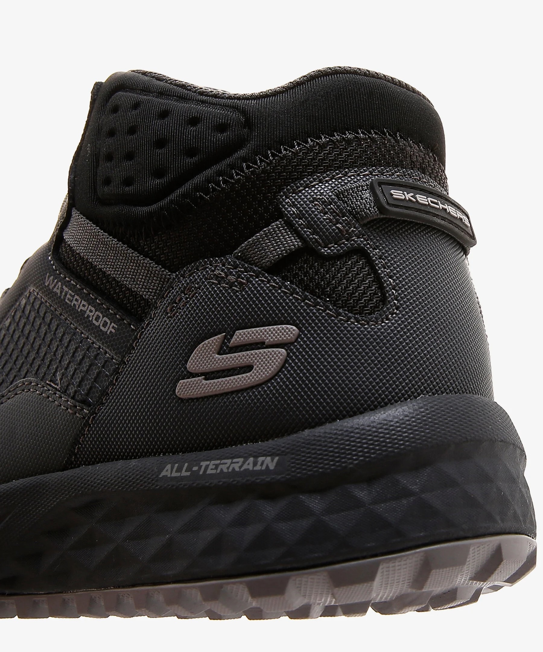 SKECHERS ESCAPE PLAN - OUTWARD VOYAGE