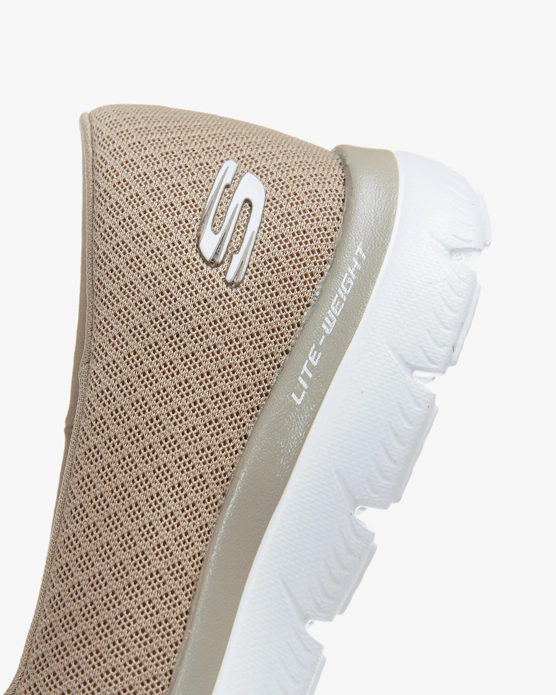 SKECHERS SUMMİTS