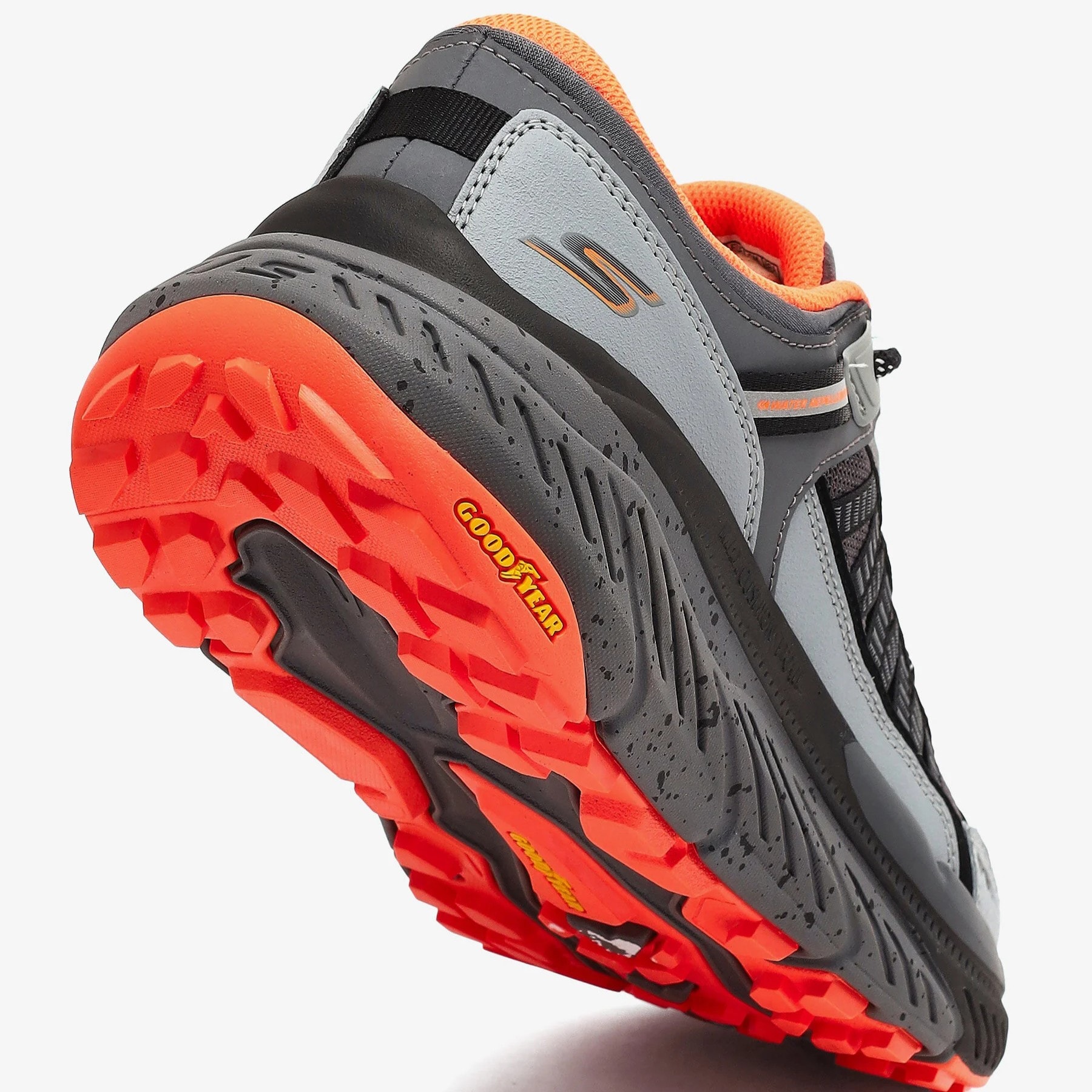 SKECHERS MAX CUSHIONING PREMIER TRAIL 2.0