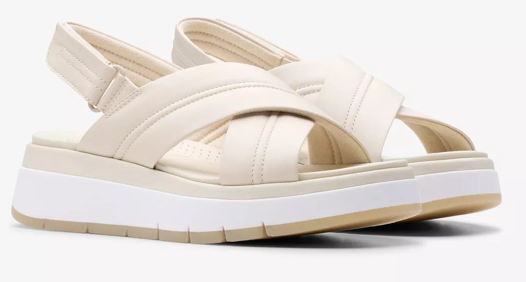 CLARKS TUSCAN CROSS - CREAM LEATHER