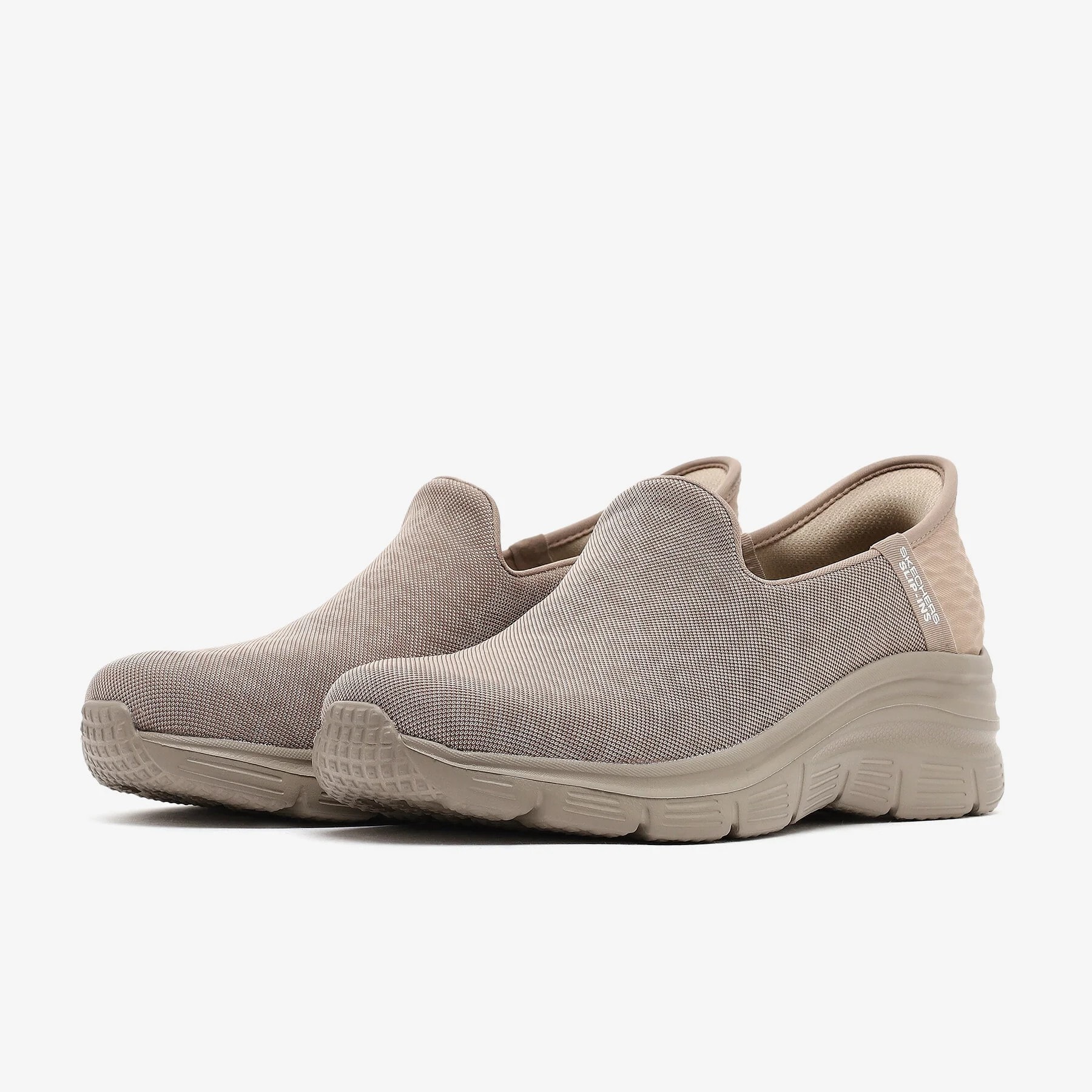 SKECHERS FASHION FIT