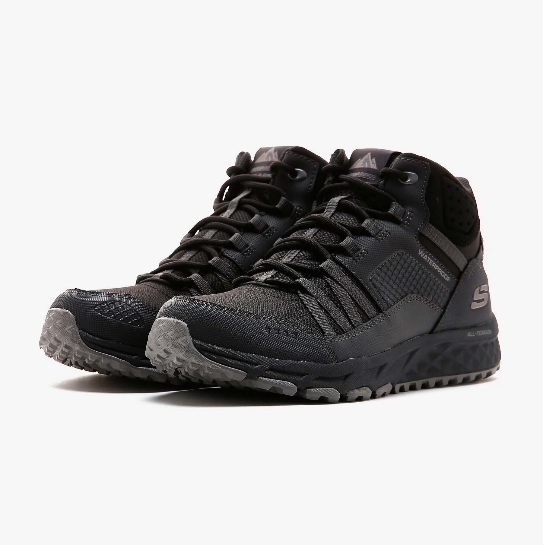 SKECHERS ESCAPE PLAN - OUTWARD VOYAGE
