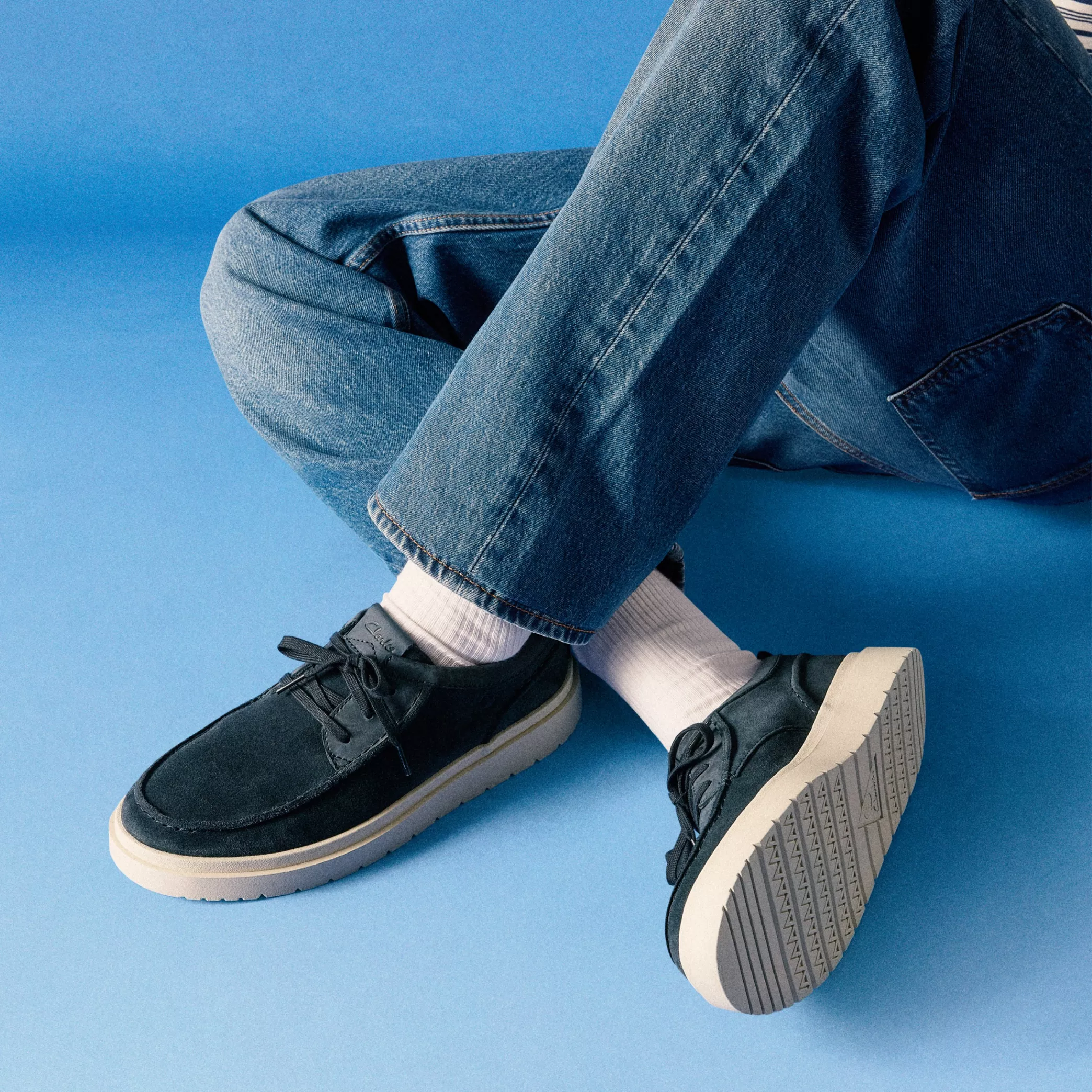 CLARKS POLDEN MOC SUEDE