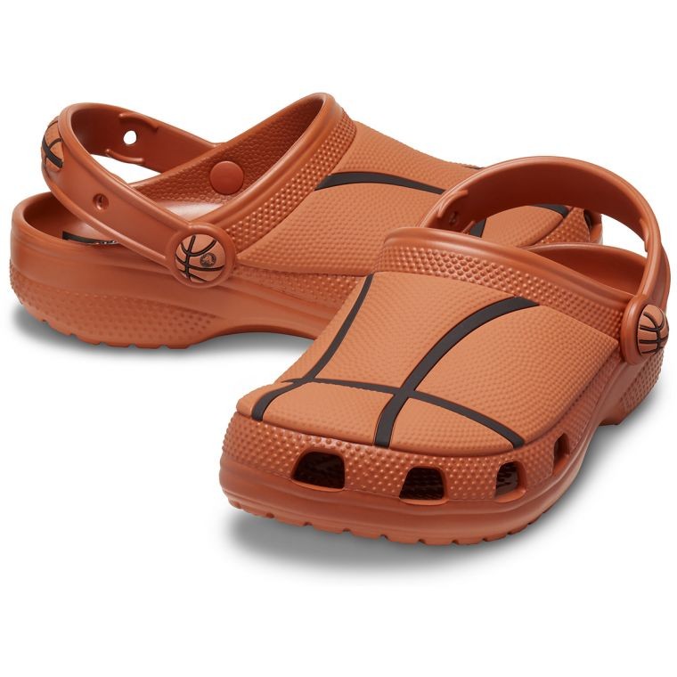 CROCS CLASSIC BASKETBALL CLOG K - BROWN