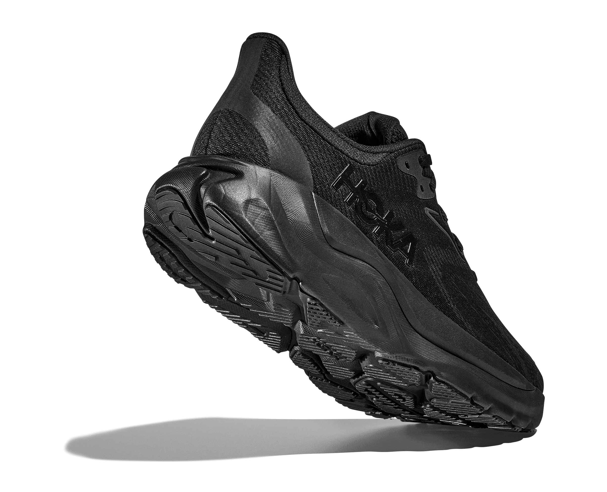 HOKA ARAHI 8