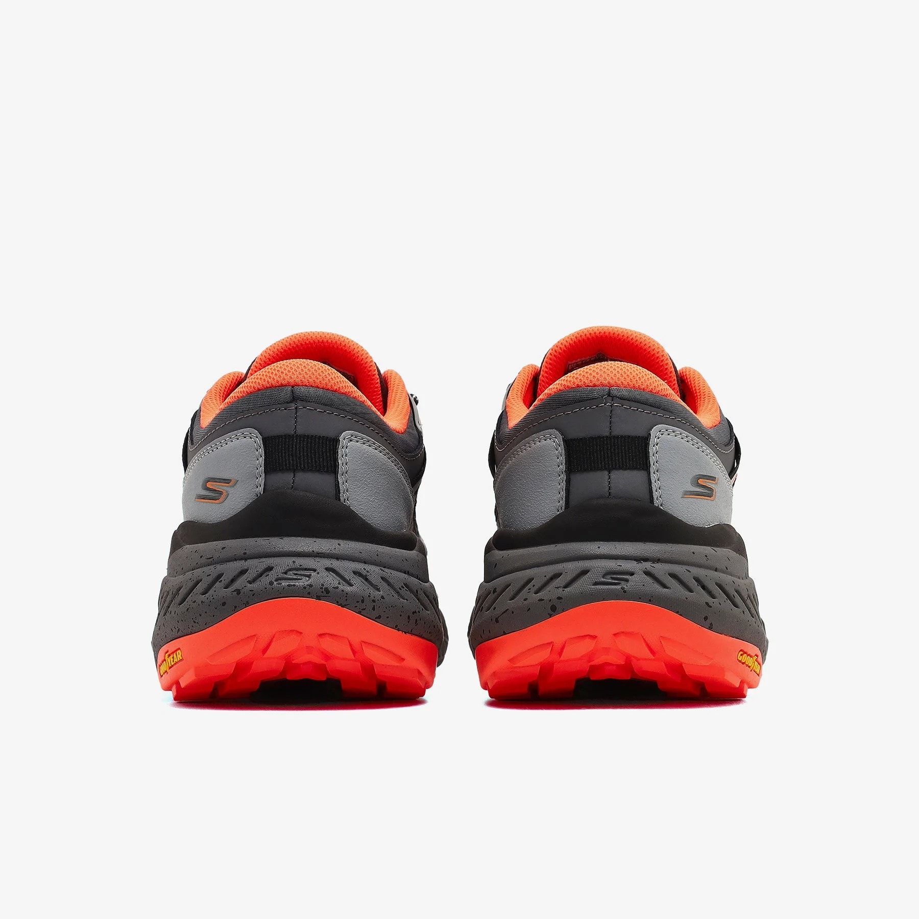 SKECHERS MAX CUSHIONING PREMIER TRAIL 2.0