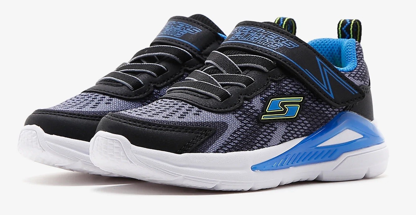 SKECHERS TRI-NAMICS