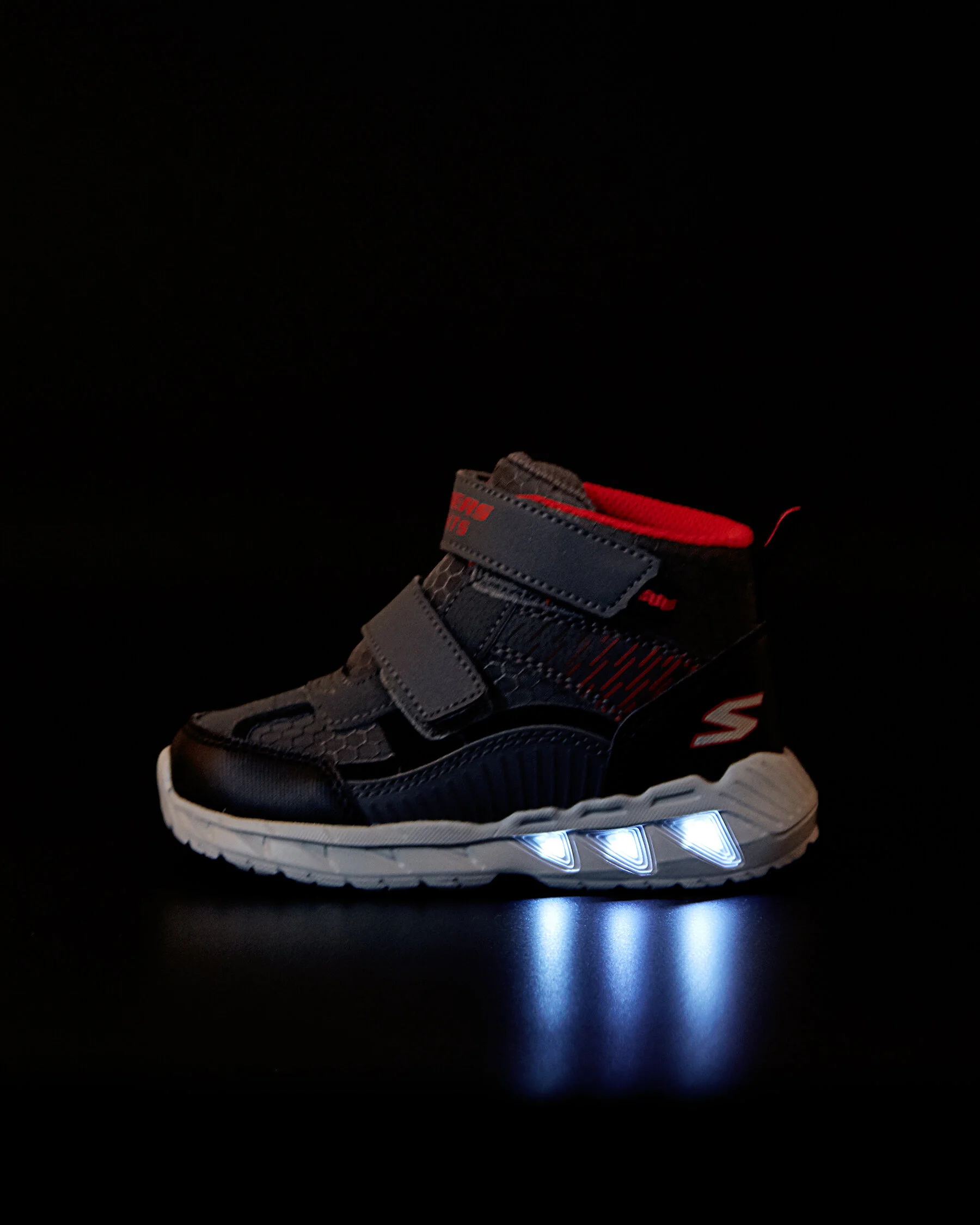 SKECHERS MAGNA - LIGHTS
