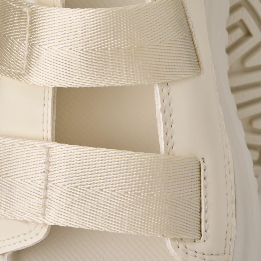 UGG K GOLDENGLOW SLIDE
