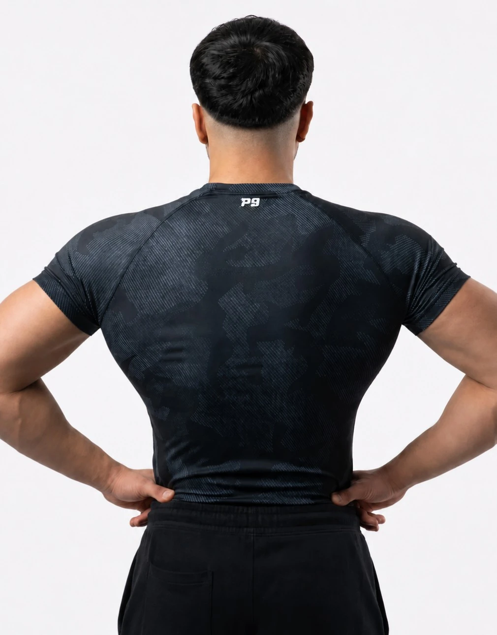  × Batman コラボ コンプレッションウェア 黒 Mサイズ BATMAN Siyah Kamuflaj Kısa Kollu Compression T-Shirt