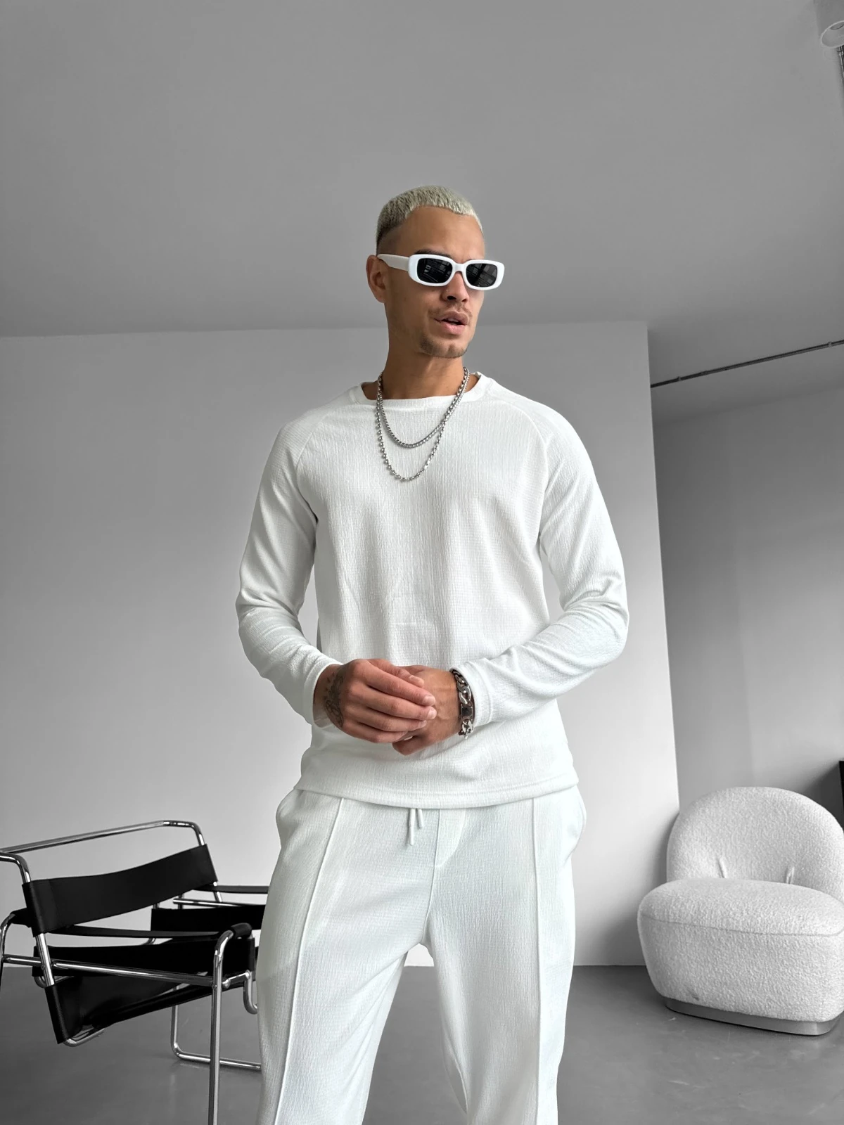 Regular Dokulu Krep Beyaz Tshirt