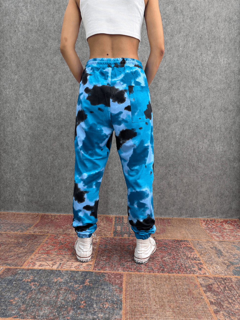 Bel ve Paça Lastikli Batik Yıkamalı Desenli Jogger