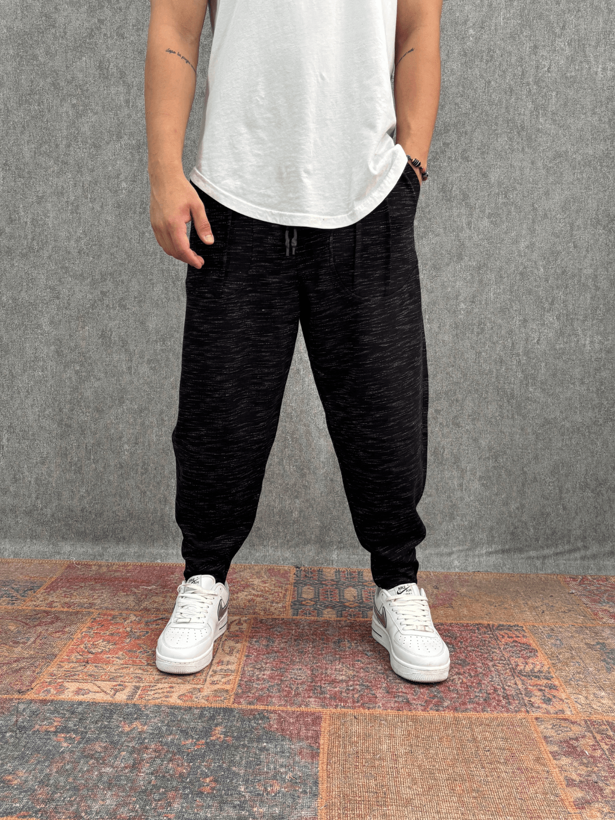 Beli Lastikli Cep Nervür Detaylı Melanj Siyah Baggy Pantolon