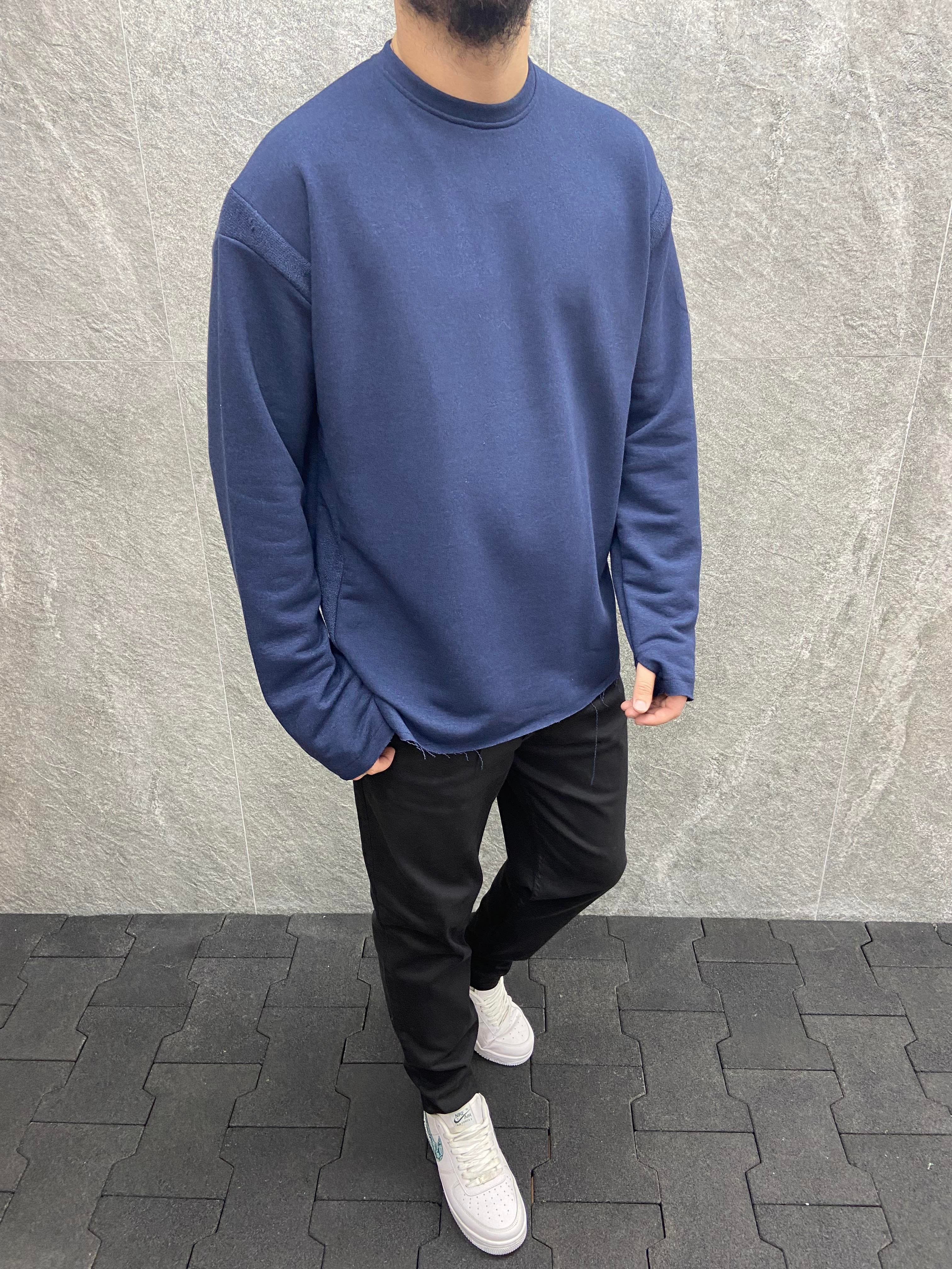 Oversize Parmak Geçmeli Pamuklu Lacivert Sweatshirt