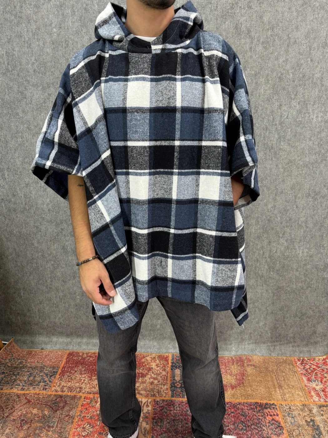 Oversize Kapüşonlu Desenli  Panço