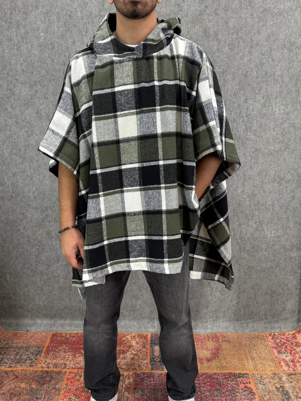 Oversize Kapüşonlu Desenli  Panço