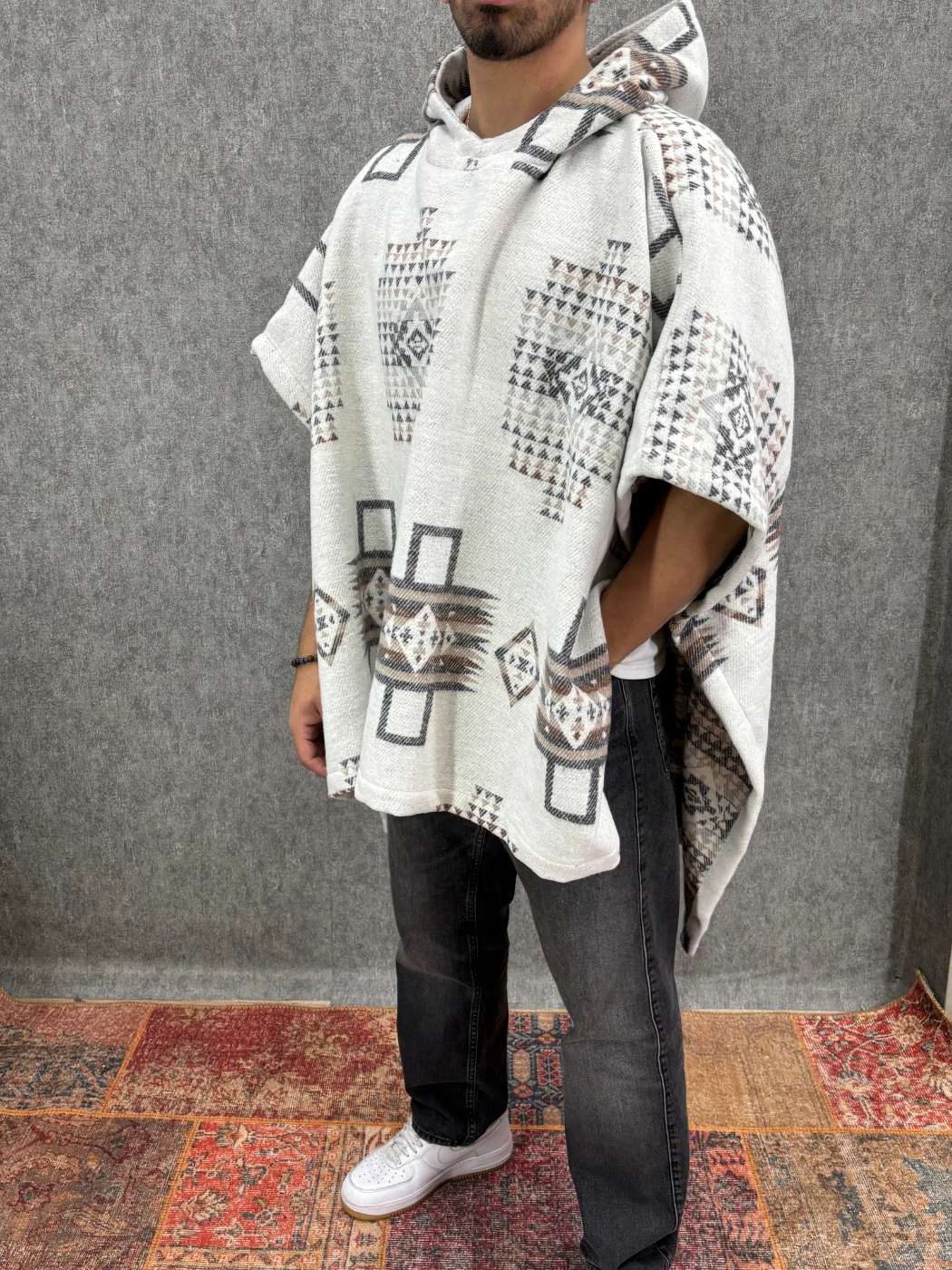 Oversize Kapüşonlu Desenli  Panço