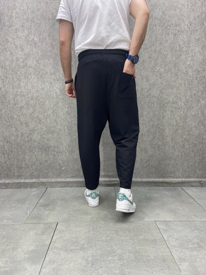 Rahat Kalıp Beli Lastikli Pileli Bilek Paça Siyah Baggy Pantolon