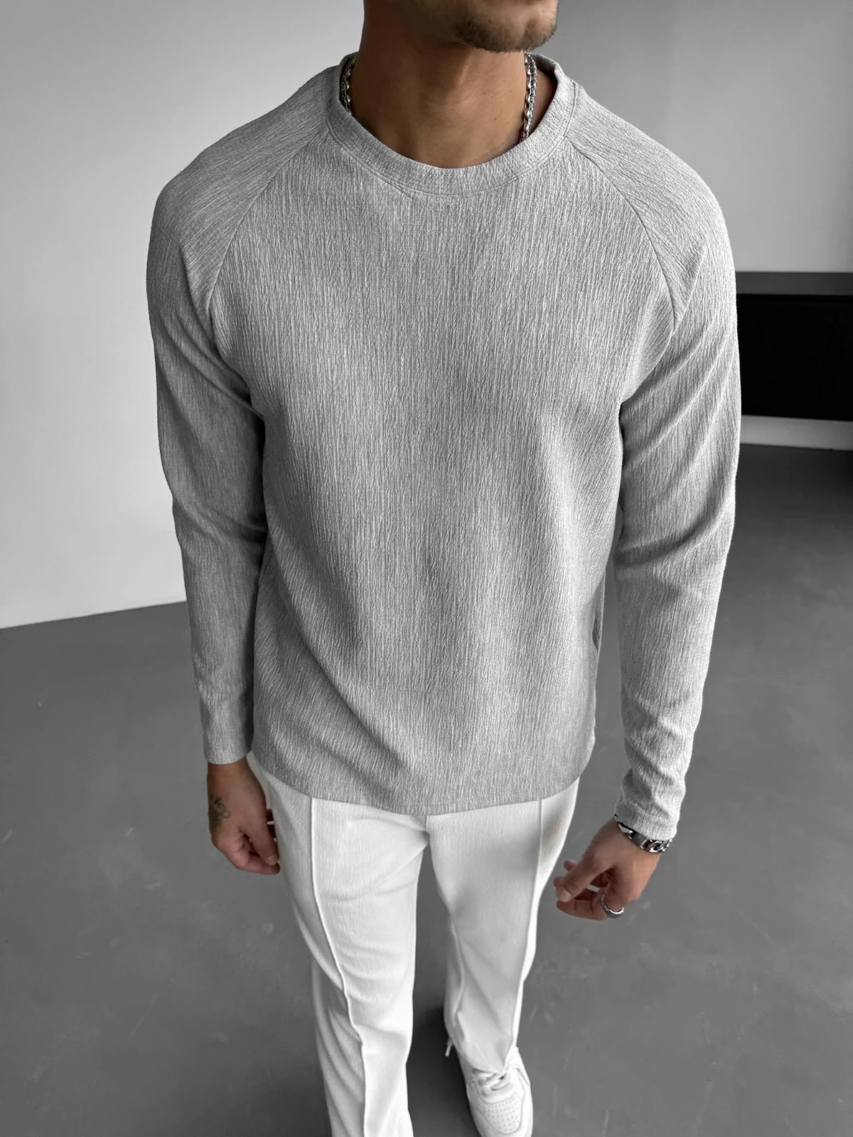 Regular Dokulu Krep Açık Gri Tshirt