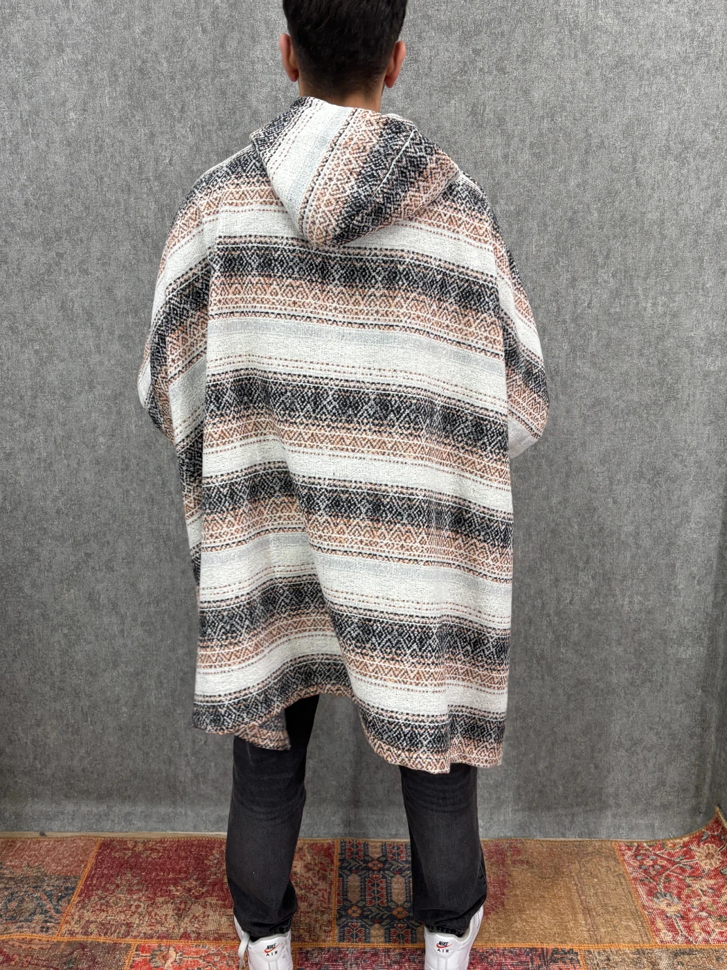 Oversize Kapüşonlu Desenli  Panço