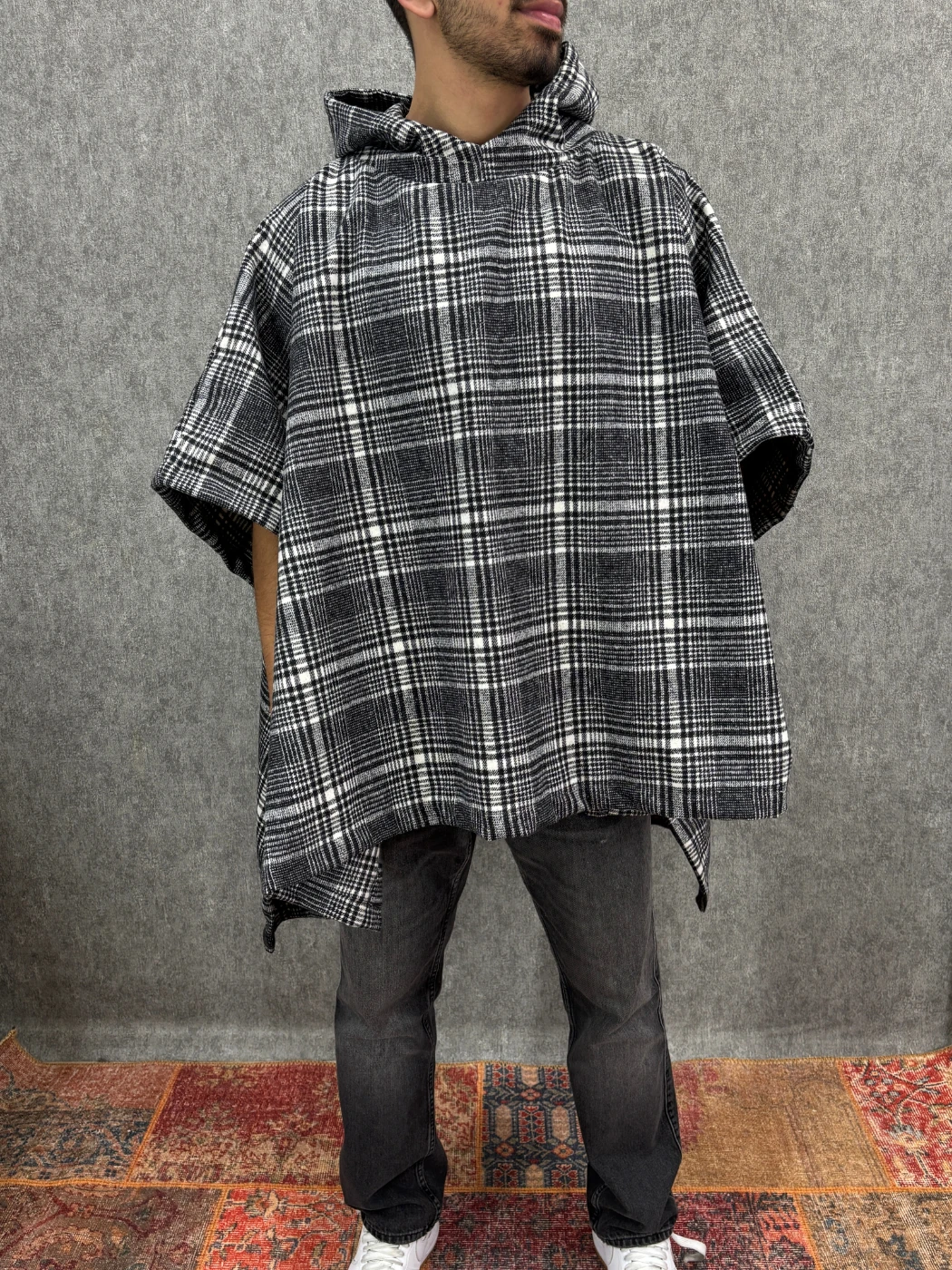 Oversize Kapüşonlu Desenli  Panço