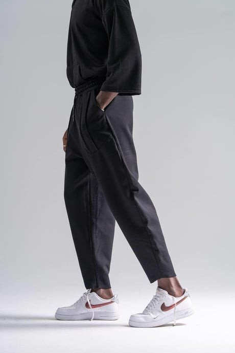 Beli Lastikli Cep Detaylı Siyah Jogger