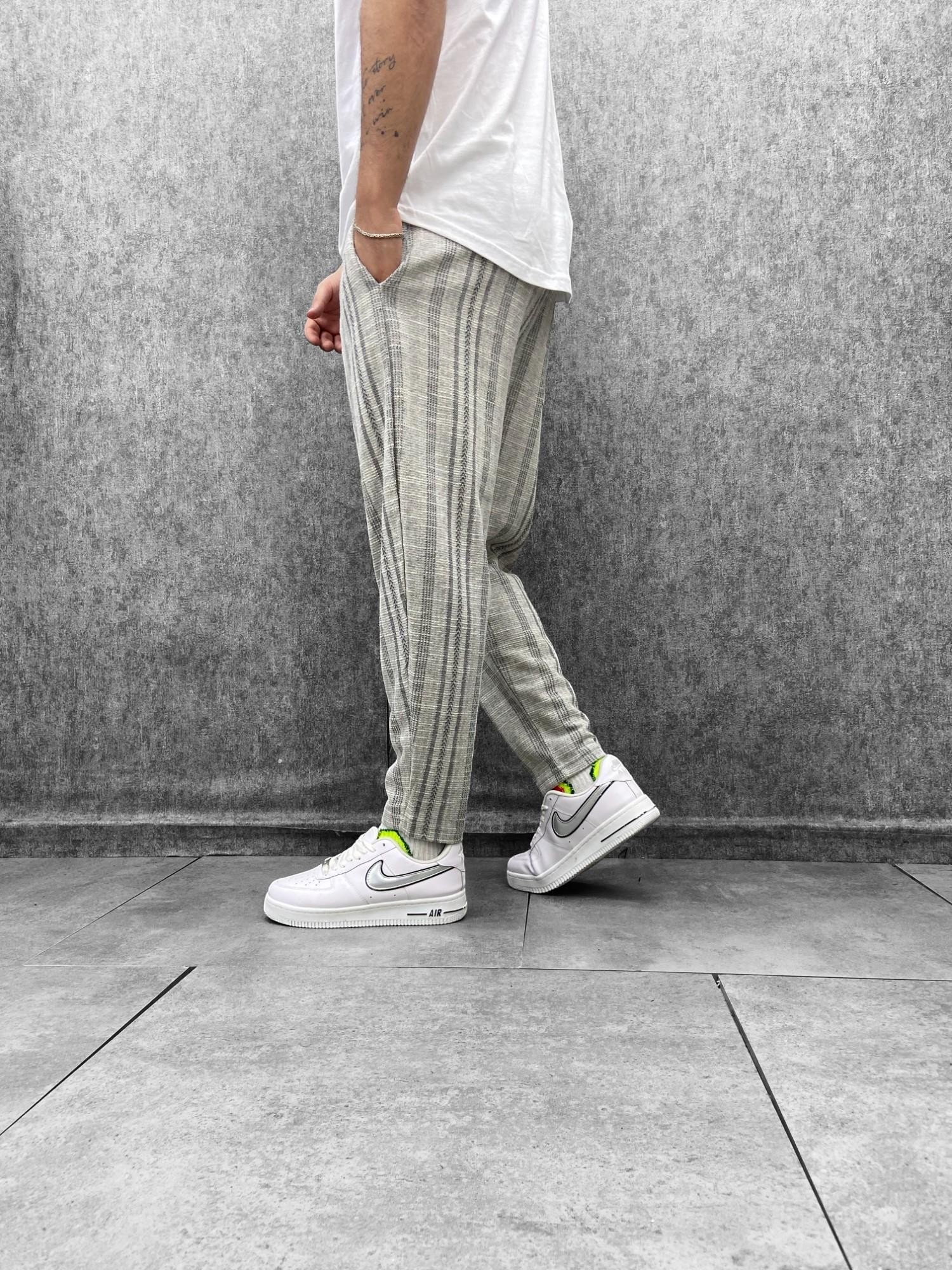 Beli Lastikli Düz Paça Desenli Baggy Pantolon