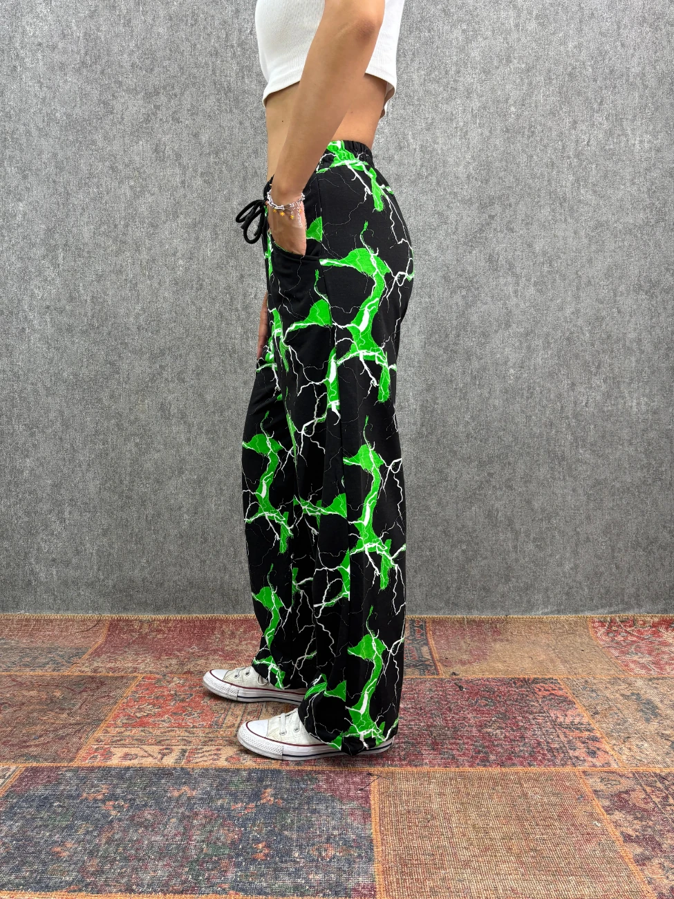 Beli Lastikli Baggy Kalıp Desenli Pantolon