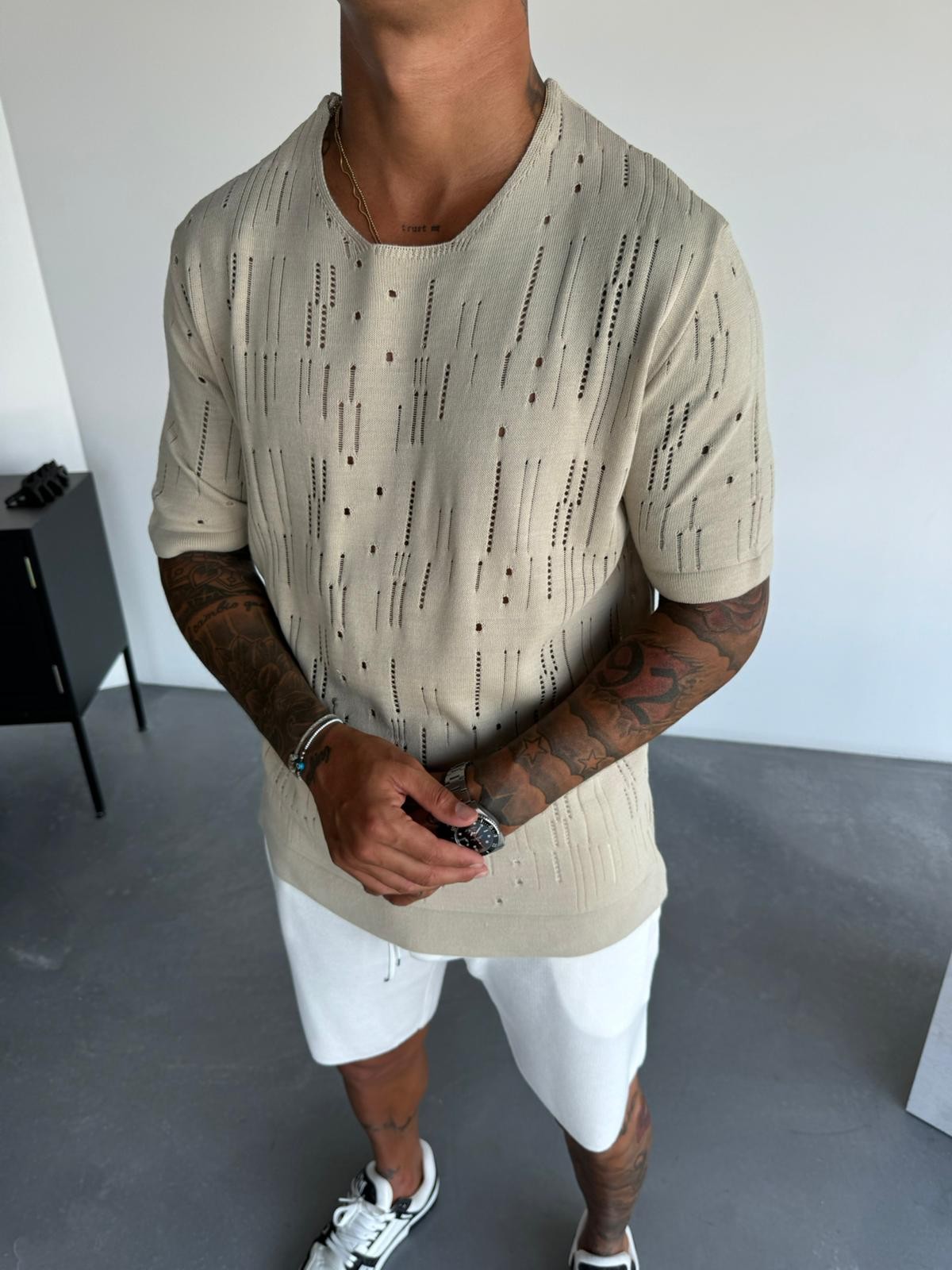 Oversize Delikli Bej Triko Tshirt