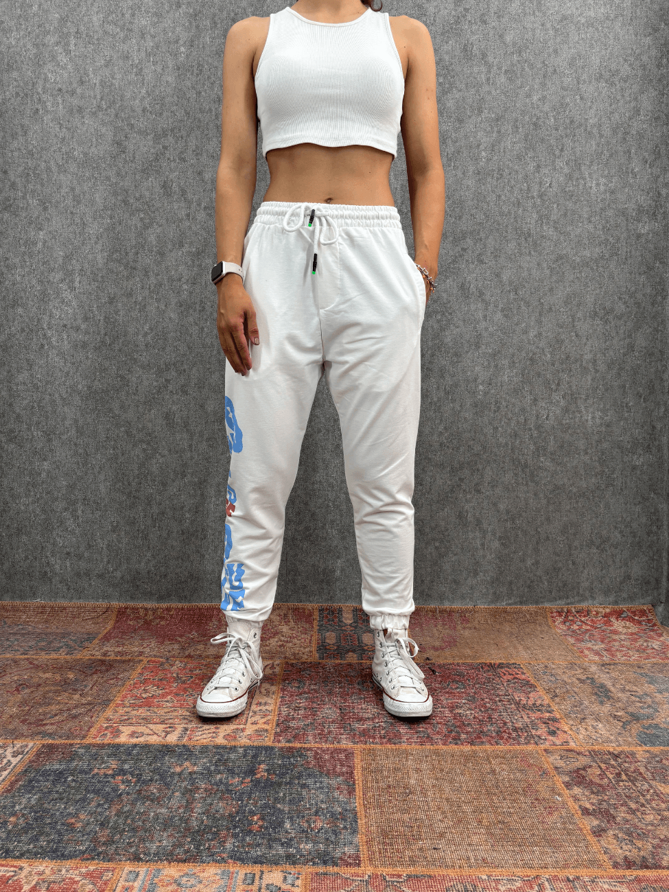 Bel ve Paça Lastikli Baskılı Beyaz Jogger