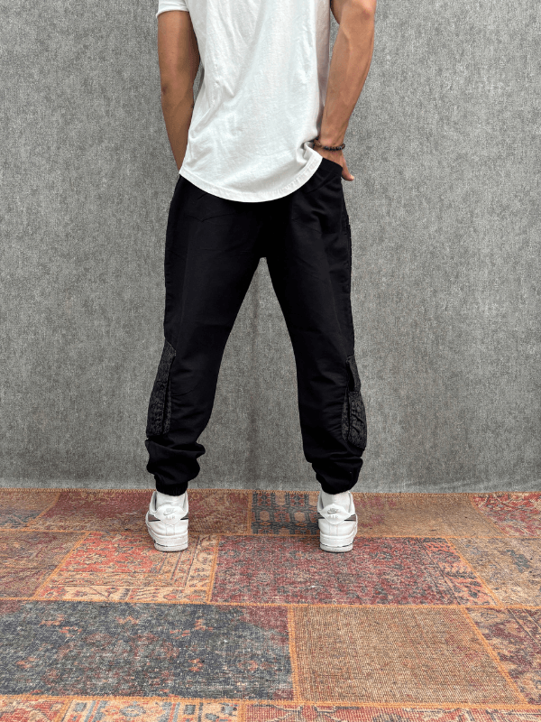 Beli Lastikli Cep Detaylı Siyah Jogger
