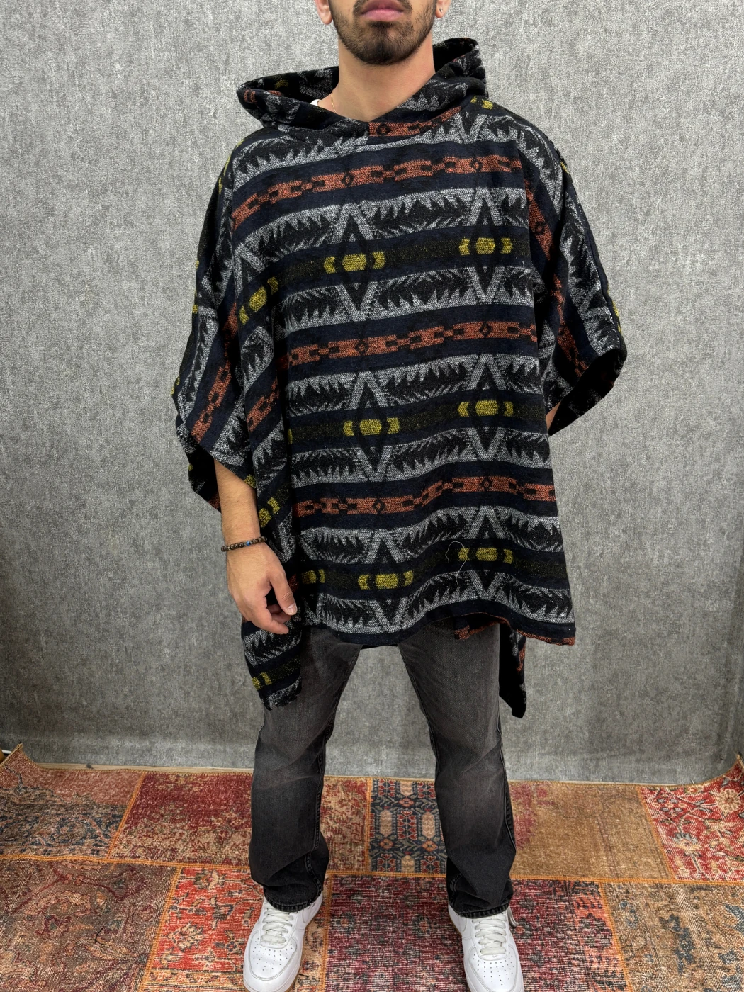 Oversize Kapüşonlu Desenli  Panço