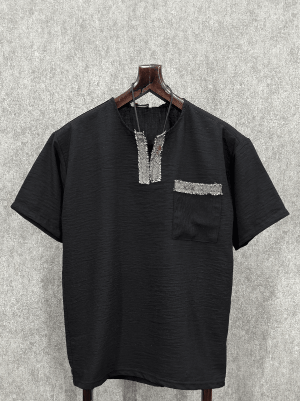 Oversize El İşi Detaylı Siyah Tshirt