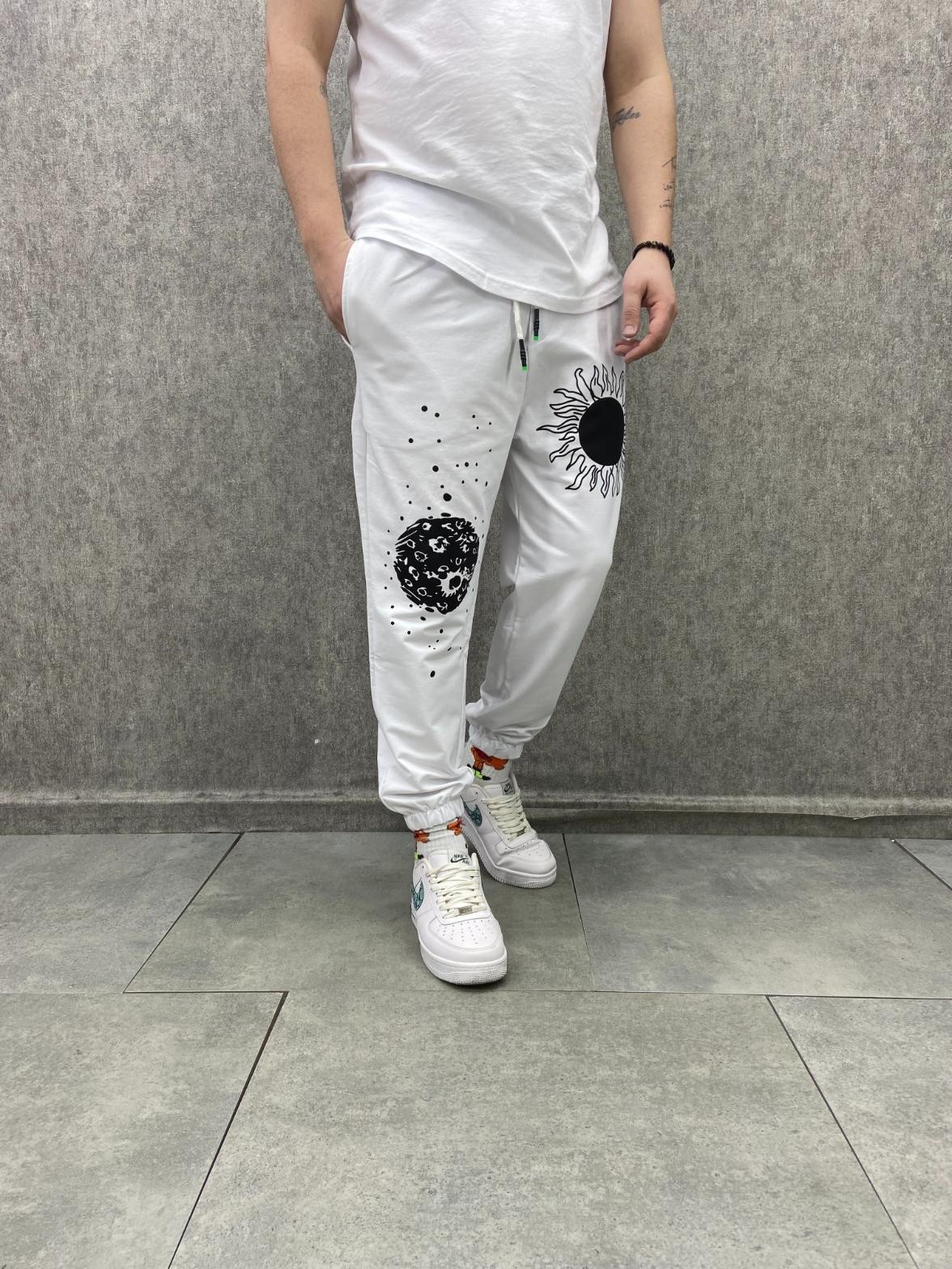 Bel ve Paça Lastikli Planet Baskılı Pamuk Örme Beyaz Jogger