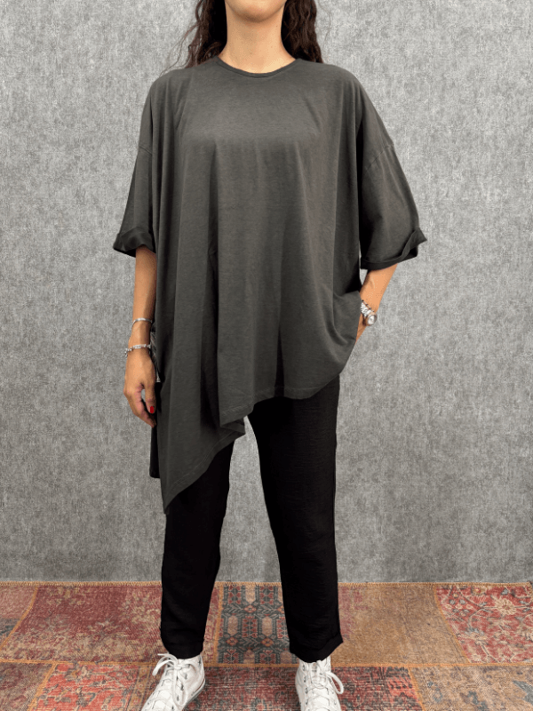 Süper Oversize Yağ Yıkamalı Verev Kesim Tunik