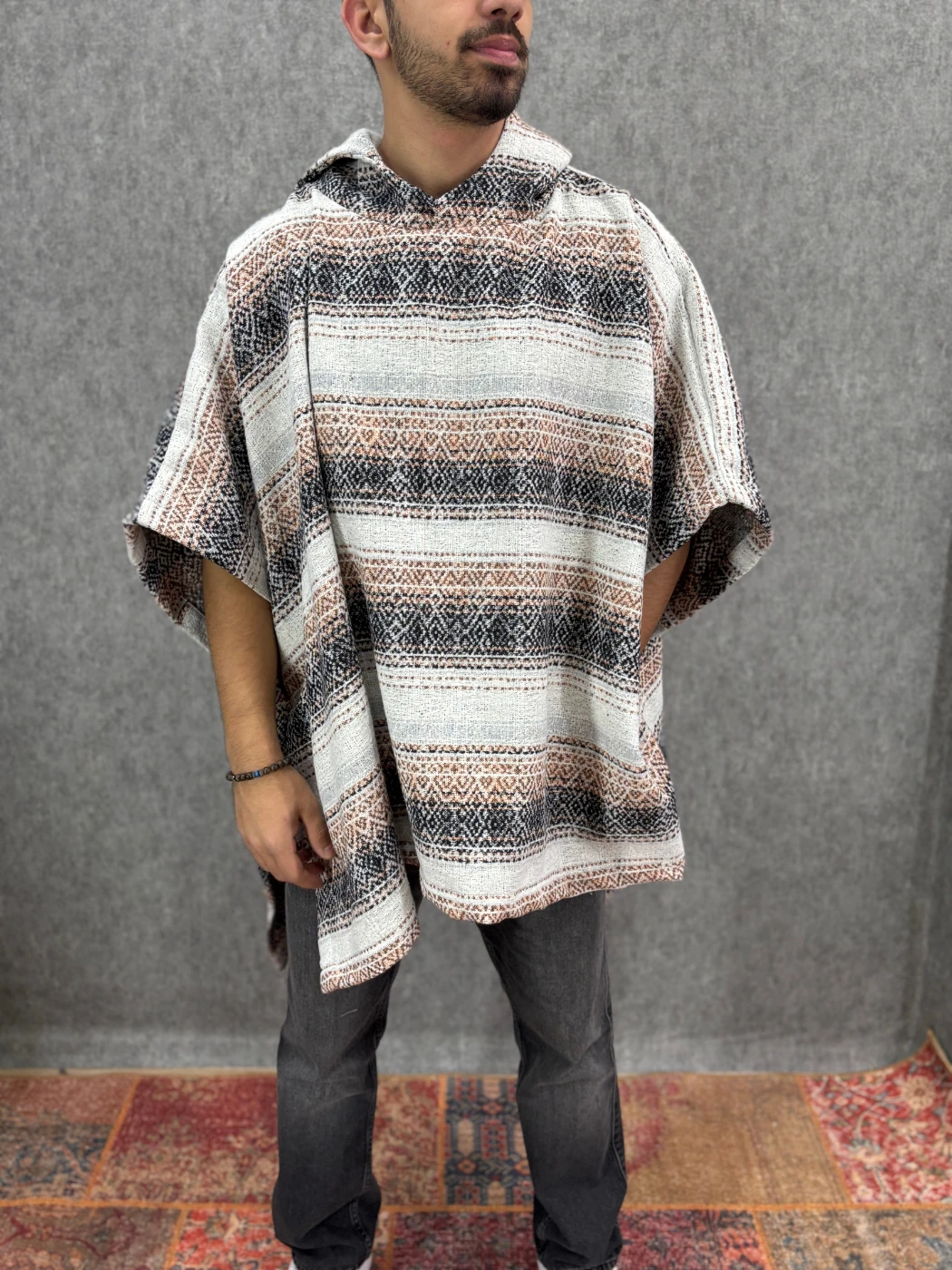 Oversize Kapüşonlu Desenli  Panço