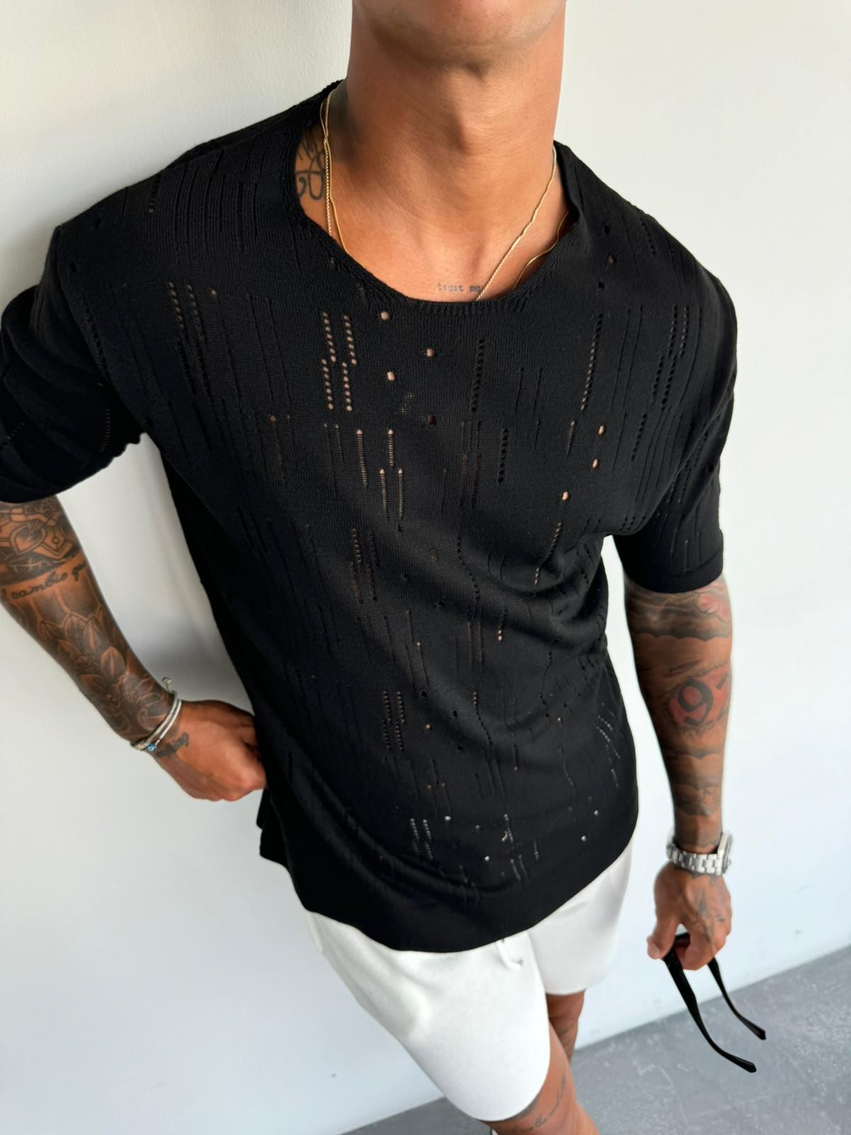 Oversize Delikli Siyah Triko Tshirt