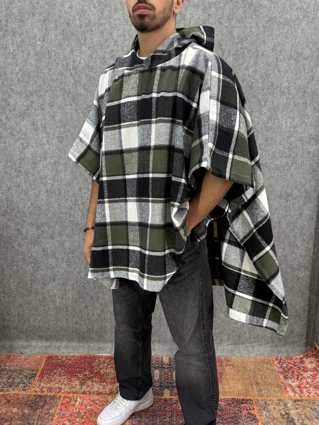 Oversize Kapüşonlu Desenli  Panço