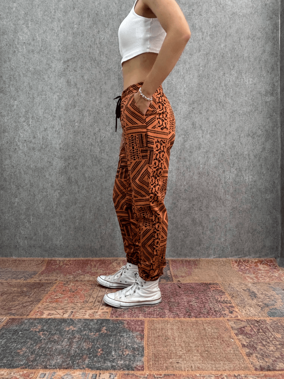 Bel ve Paça Lastikli Desenli Jogger