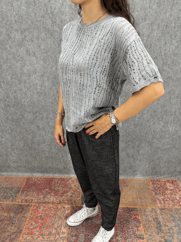 Oversize Delikli Gri Triko Tshirt