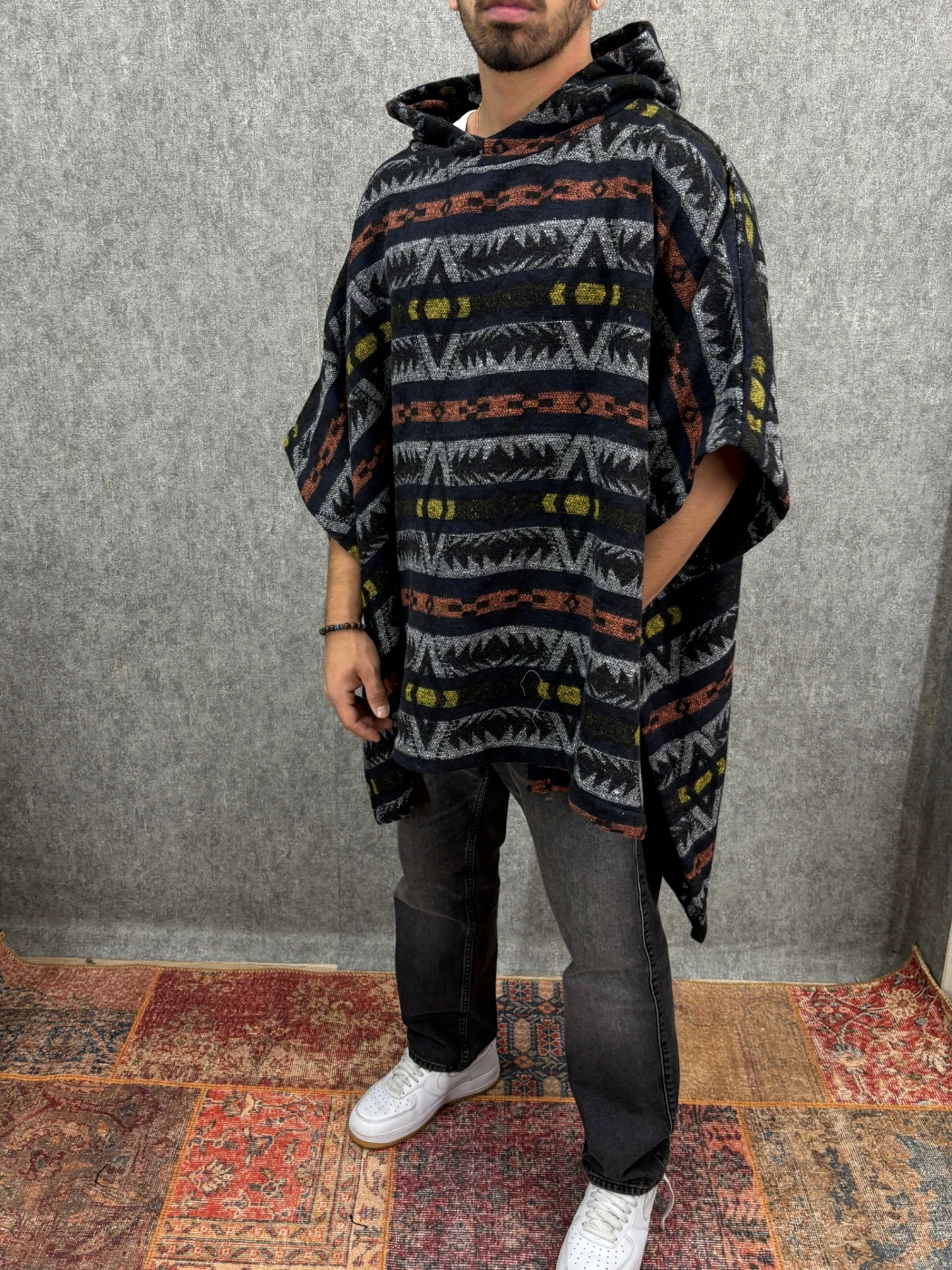 Oversize Kapüşonlu Desenli  Panço