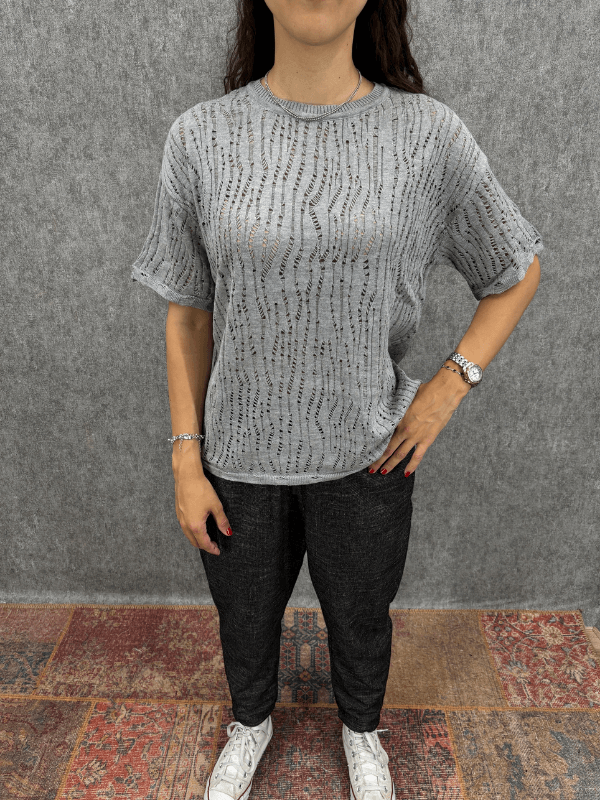 Oversize Delikli Gri Triko Tshirt