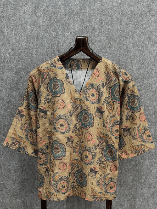 Oversize V Yaka Fakir Kol Desenli Tshirt