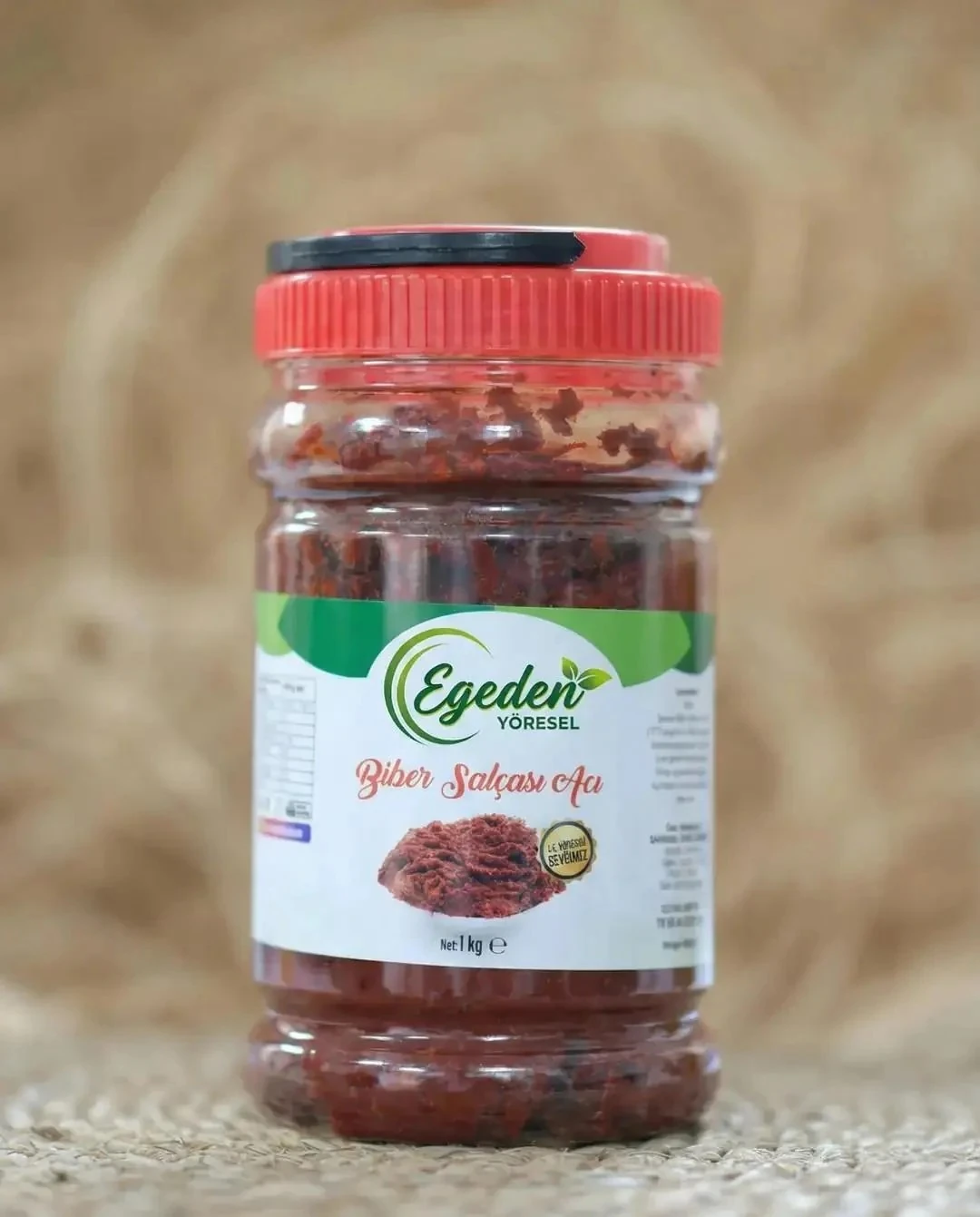 Acı Biber Salçası