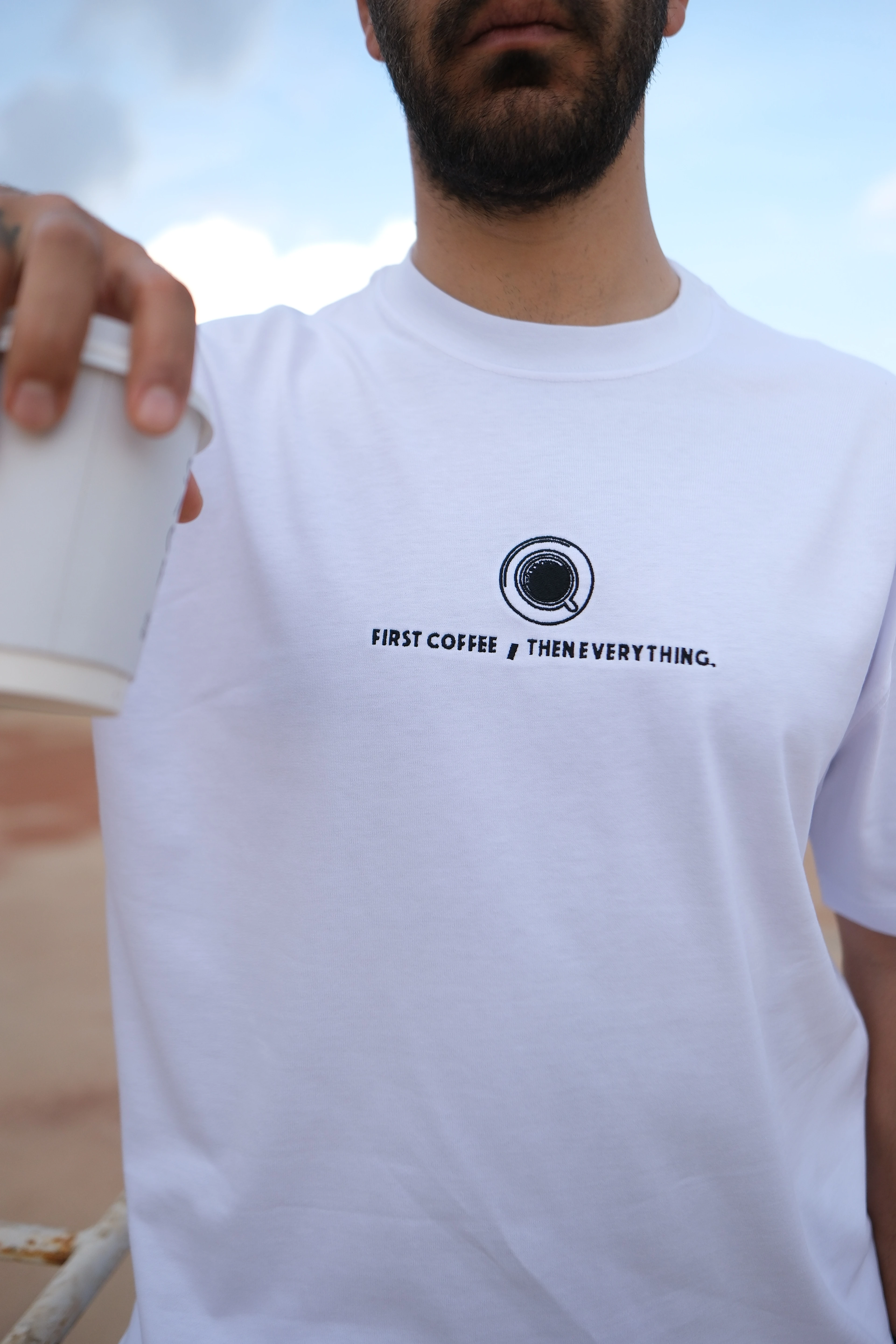 Beyaz Oversize Unisex First Coffee Then Everything Nakışlı T-Shirt