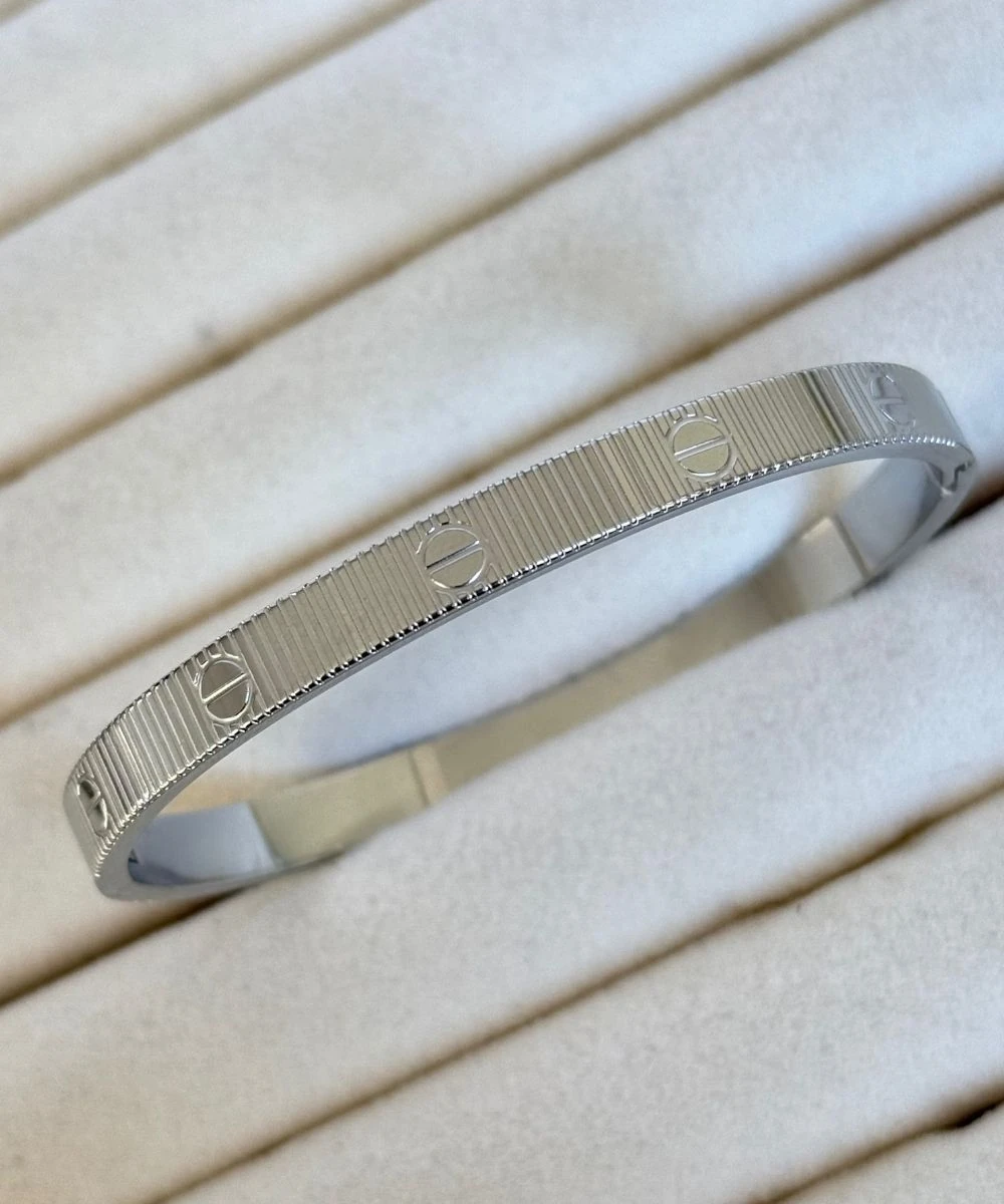 Çelik Crt Love Silver Kelepçe