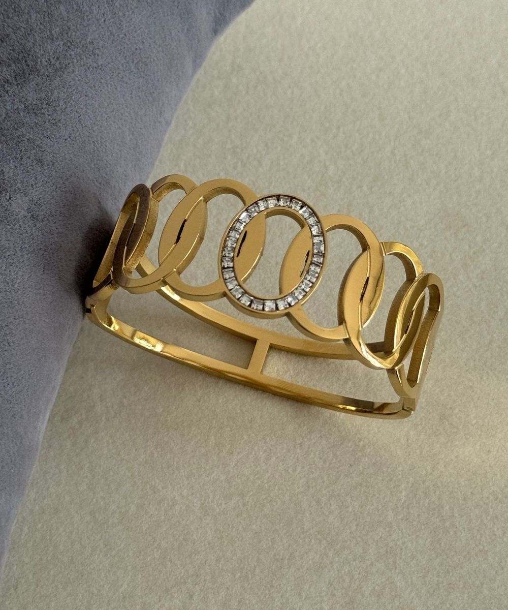 Çelik Oval Sıralı Taşlı Kelepçe